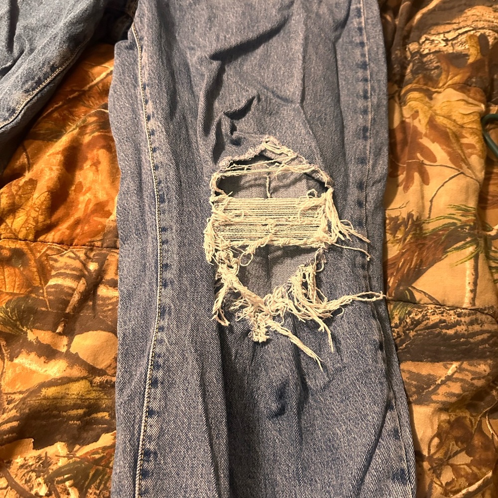 Wild Fable Distressed Straight Jeans 8/28 High Rise - Picture 4 of 7